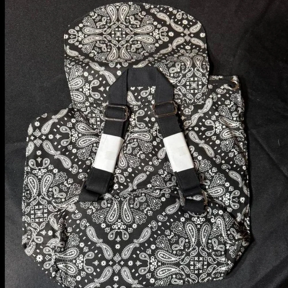 PINK Black and white paisley print bag with adjustable‎ straps NWT